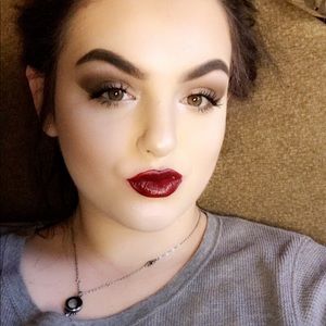 Meet your Posher, Juanita